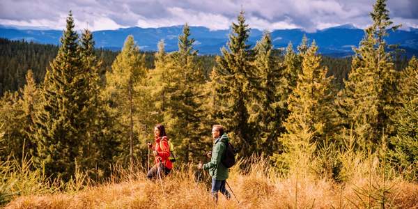 Wandern auf der Alm (C) Tourismusverband Oststeiermark, Bernhard Bergmann