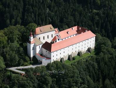 Burg Festenburg (C) Festenburg